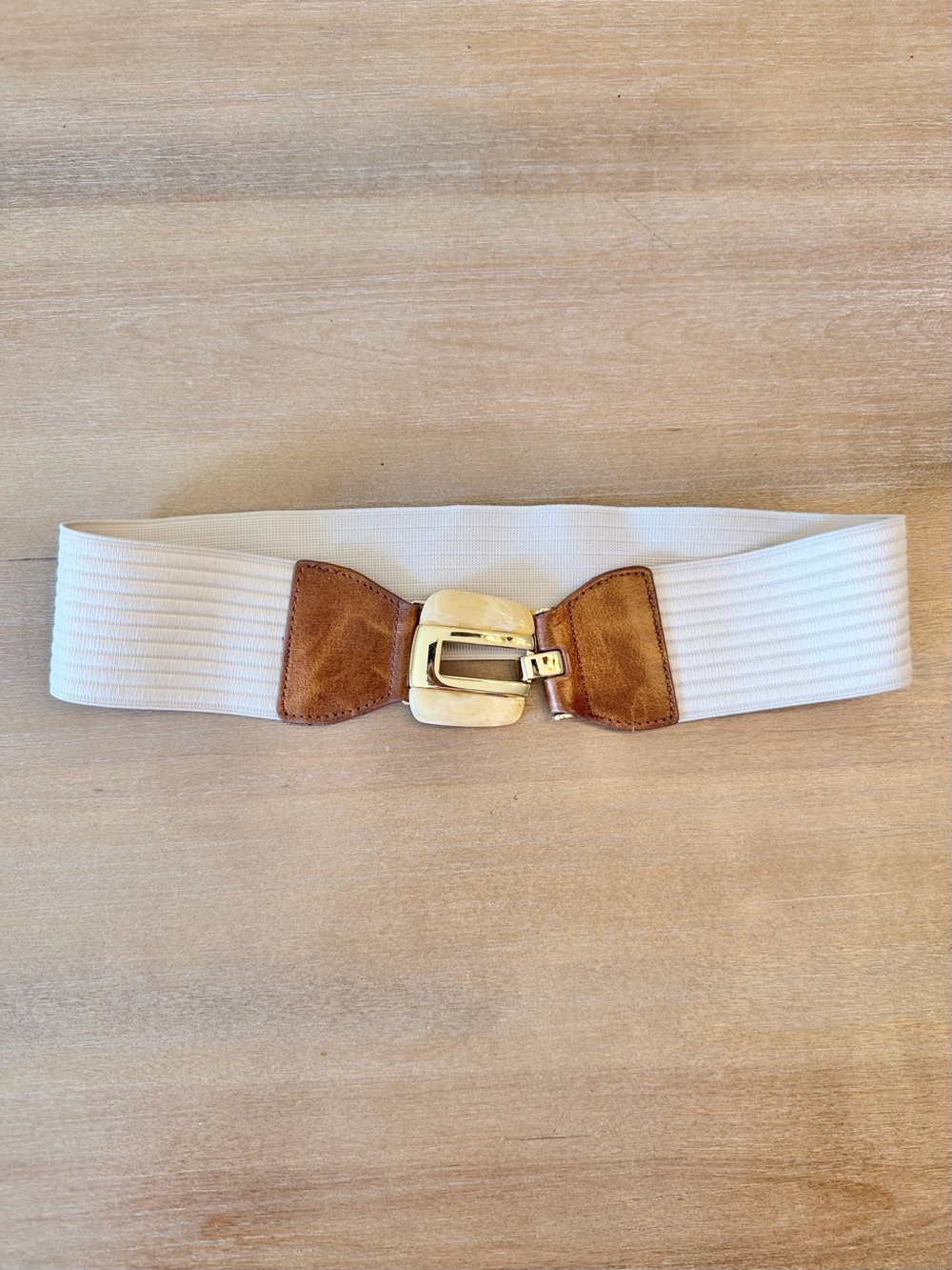 Chinese Laundry Cream Elastic Waist Belt Brown Faux Leather, Stone, Gold Accents